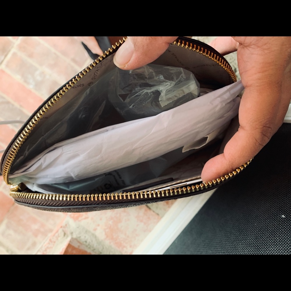 Michael kors Large Aspen Colorado Travel Pouch - Picture 8 of 8